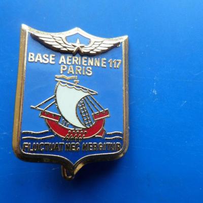 Base aerienne 117 paris