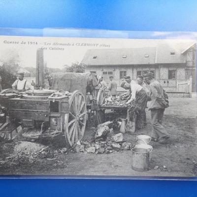 Cpa clermont oise soldats allemands 1914 2 