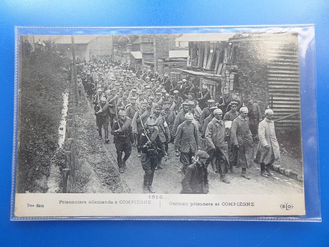 Cpa compiegne oise soldats allemands 1914