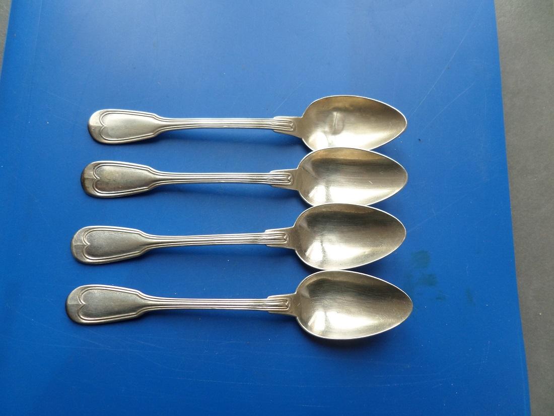 Lot de 4 Cuillères a café Argent