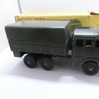 Dinky toys berliet tout terrain