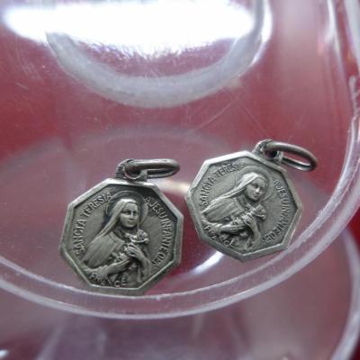 Lot medailles religieuses argent