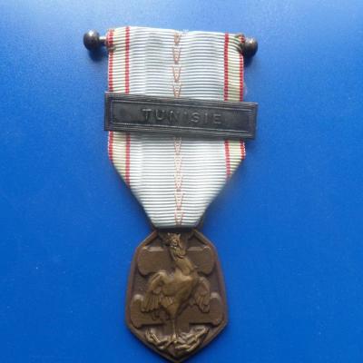 Medaille commemorative 1939 1945 tunisie