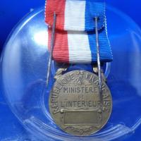 Ministere de l interieur bronze 1 