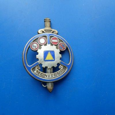 Moniteur conduite automobile