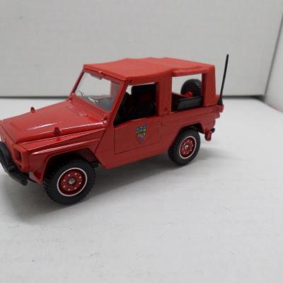 Peugeot p4 pompier solido